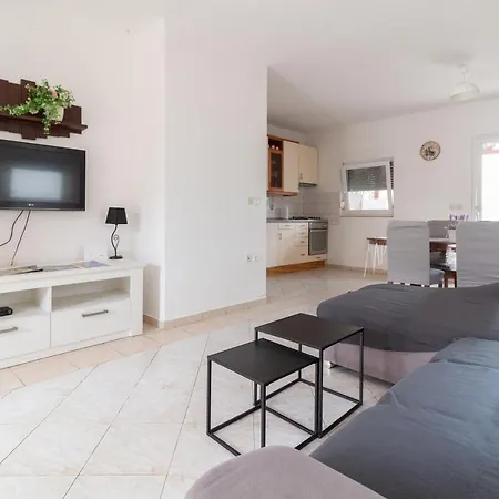 Filip Apartament *